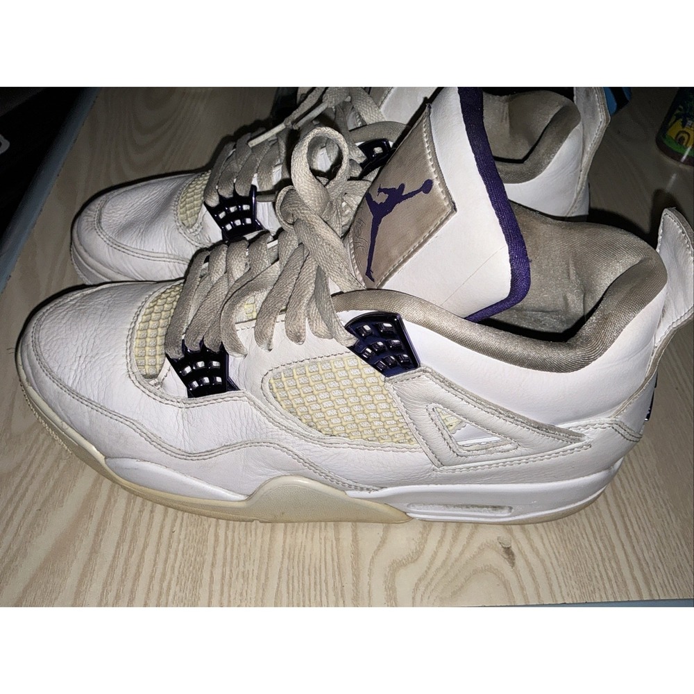 Size 10 -‎ Jordan 4 Retro Mid Purple Metallic